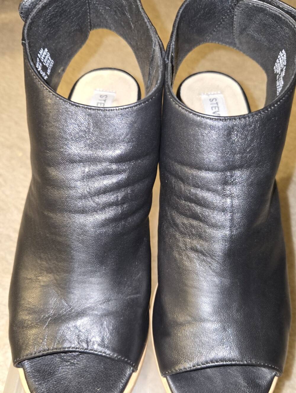 Steve Madden Black Leather Peep-Toe Mules